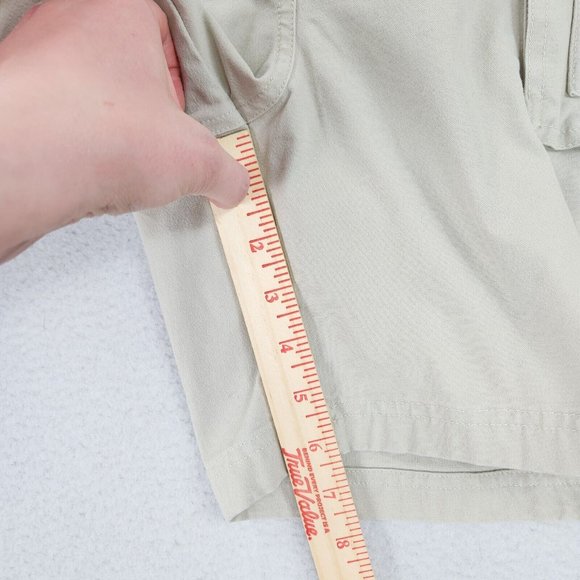 LL Bean Shorts Women 16 Tan Cream Cargo High Waist Casual Hiking Outdoor Fishing - Picture 5 of 9